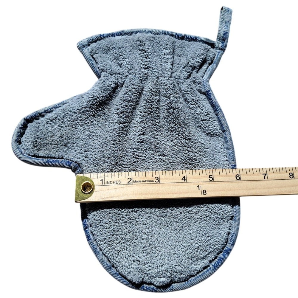 Norwex Dusting Mitt Set of 2 Grey Microfiber Reusable‎ Cleaning Mittens - Picture 3 of 4